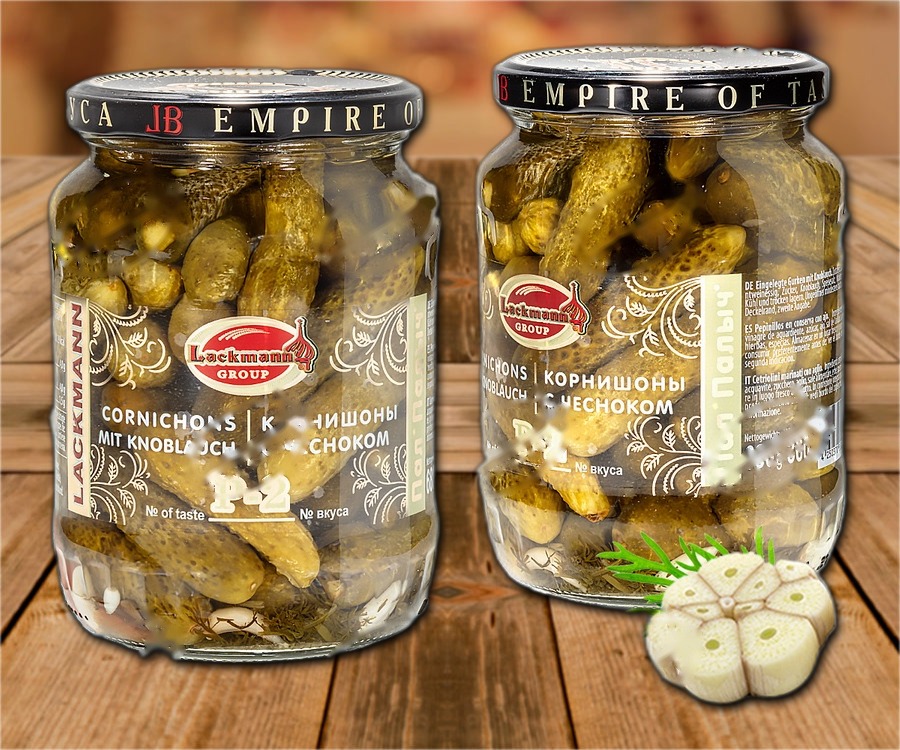 Gherkins P-2, with garlic, 680g (drained weight 360g)