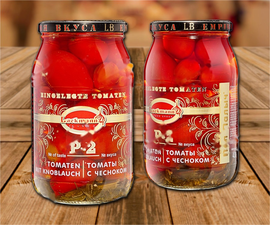 Pickled tomatoes with garlic