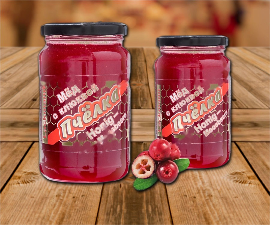 Sandwich spread with honey and cranberries