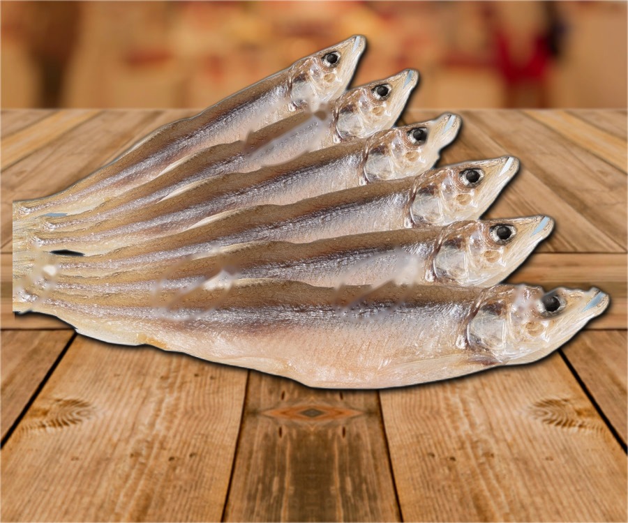 Silver smelt (Osmerus eperlanus) salted and smoked, with head, ungutted (10-15cm)