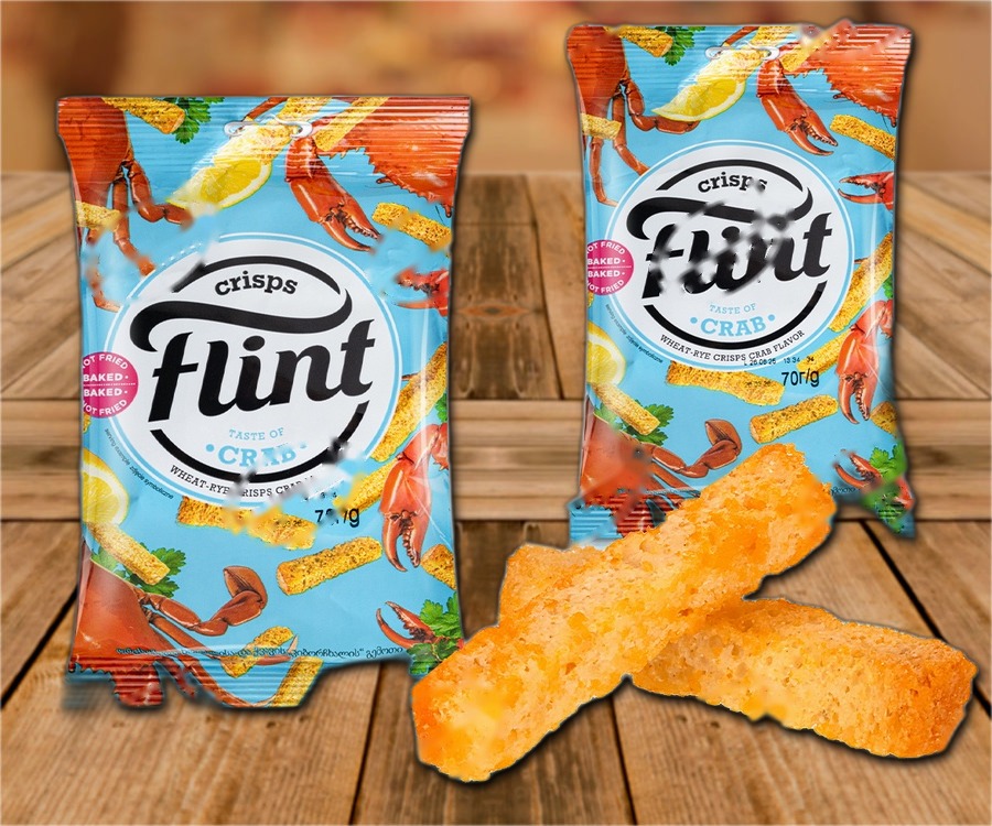 Crispy bread snack with taste of crab