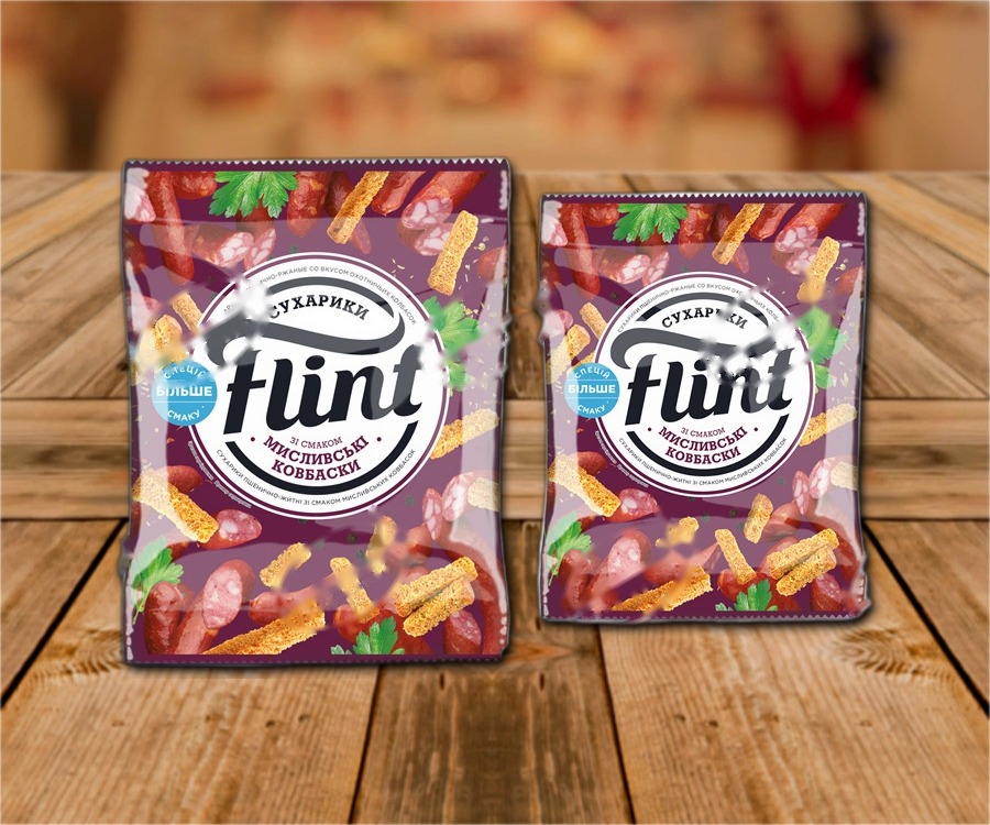Crispy bread snack with taste of hunting sausages