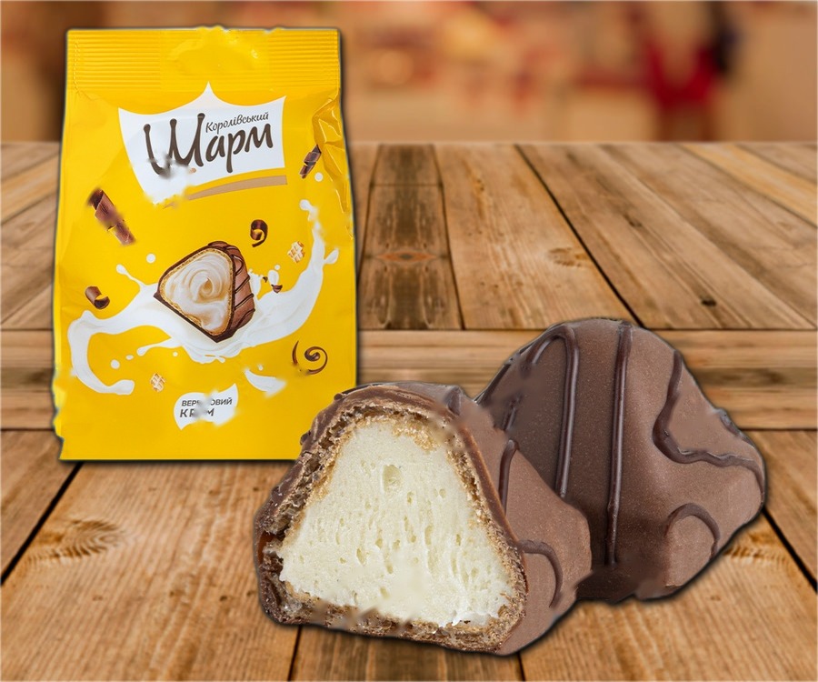 Confectionery with filling, with cream flavour