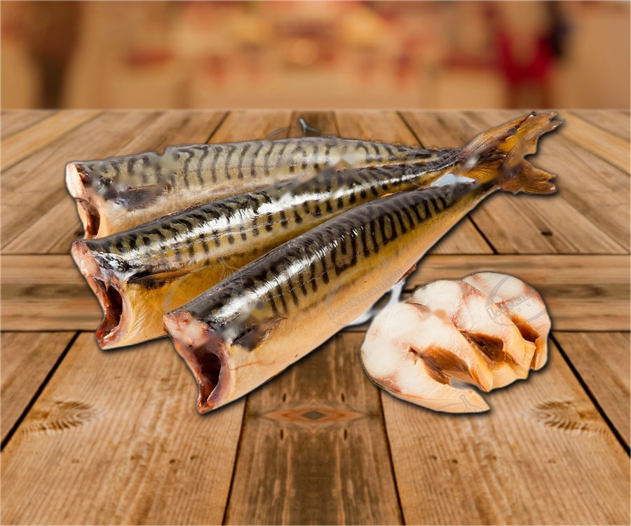 Mackerel (Scomber scombrus), gutted, without head, salted, cold-smoked, (400-600g)