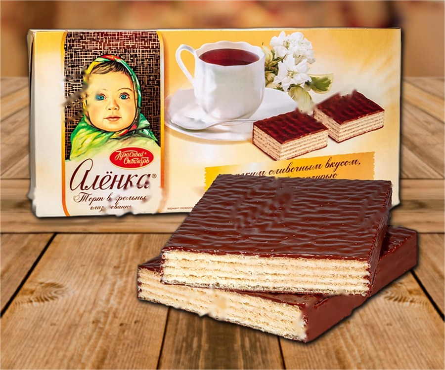 Waffle cake with a coating containing cocoa