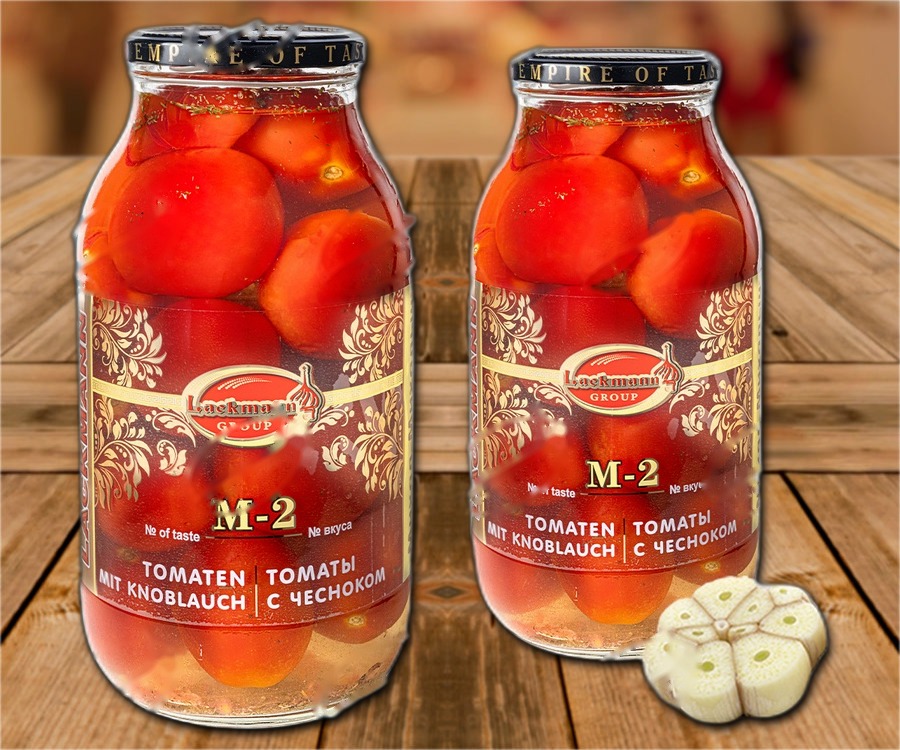 Pickled tomatoes with garlic