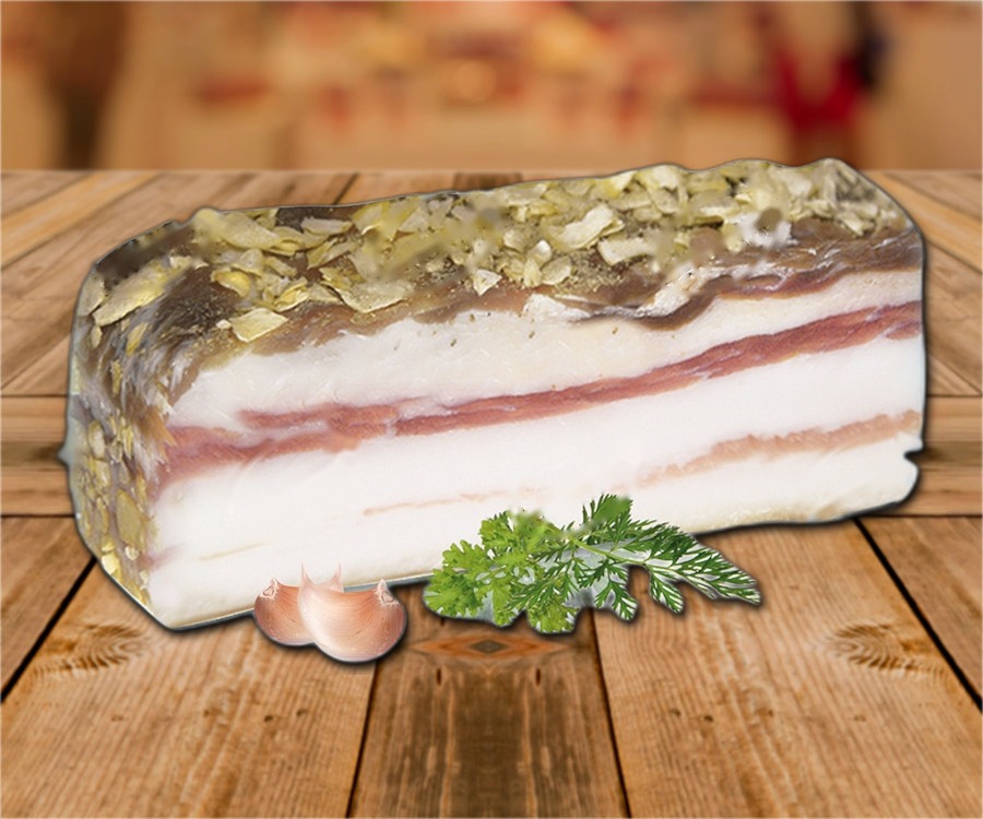 Bacon Salo Sibirskoje with garlic